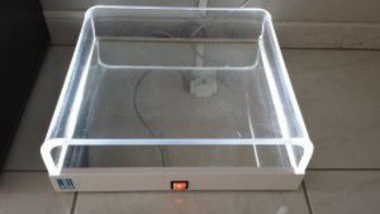 Examen au podoscope d'un pied plat